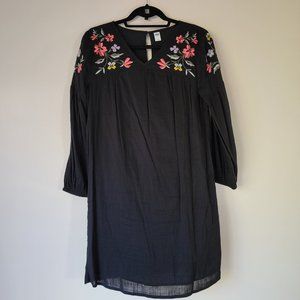 Old Navy, Black Cotton Long Sleeve Shift Dress with embroidery, Size S